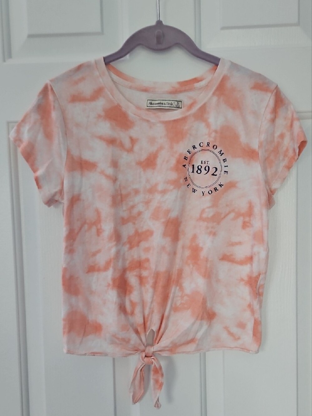 Abercrombie & Fitch Peach and White Tie-Front Tee